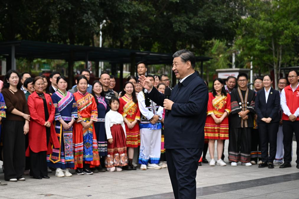 Xi inspects Nanning in south China's Guangxi