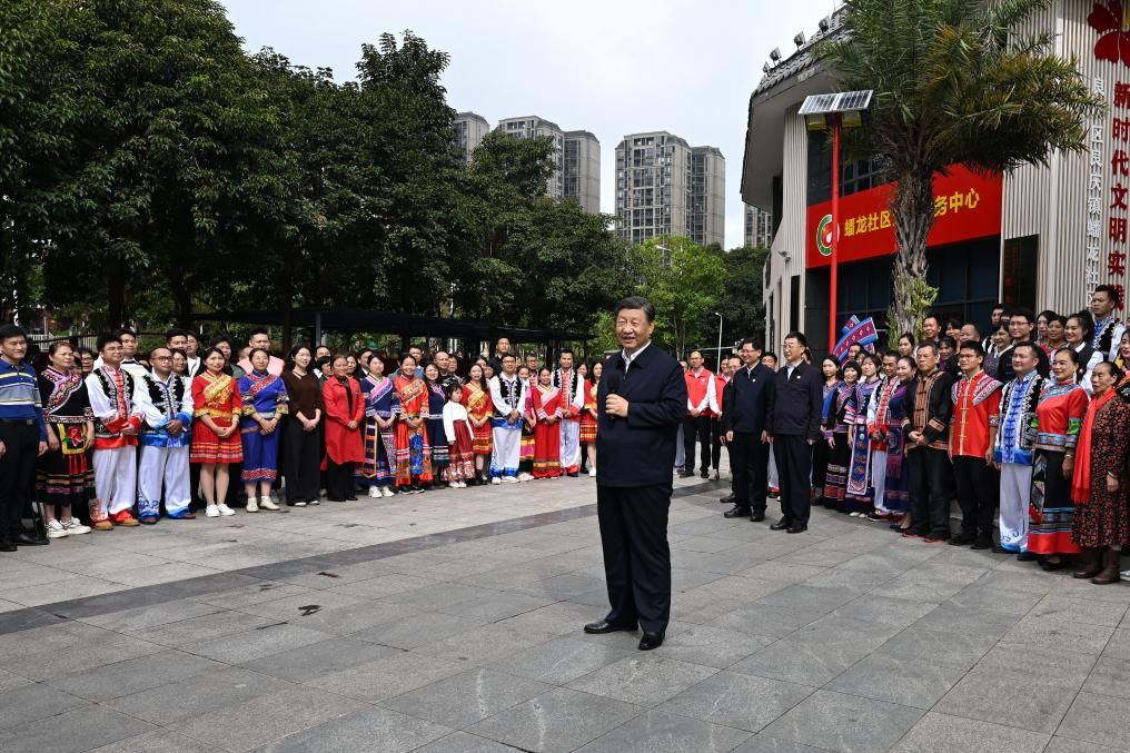 Xi inspects Nanning in south China's Guangxi
