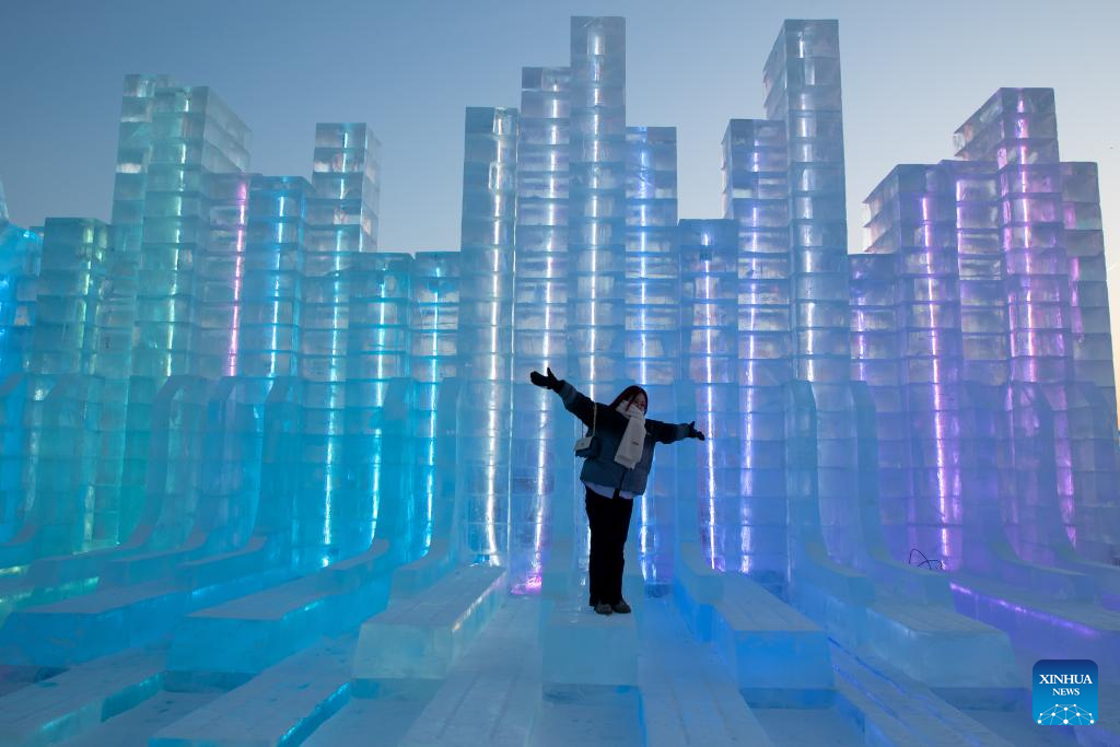 Harbin Ice-Snow World opens to public