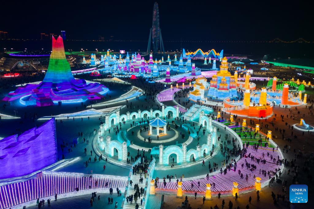 Harbin Ice-Snow World opens to public