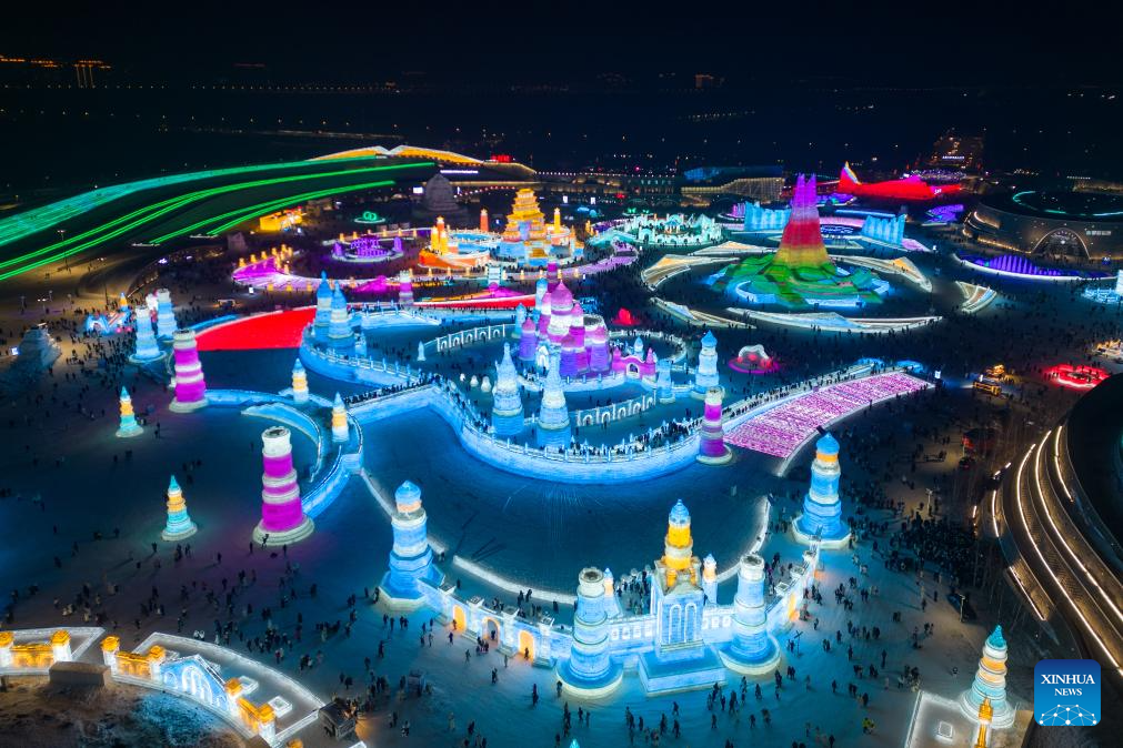 Harbin Ice-Snow World opens to public