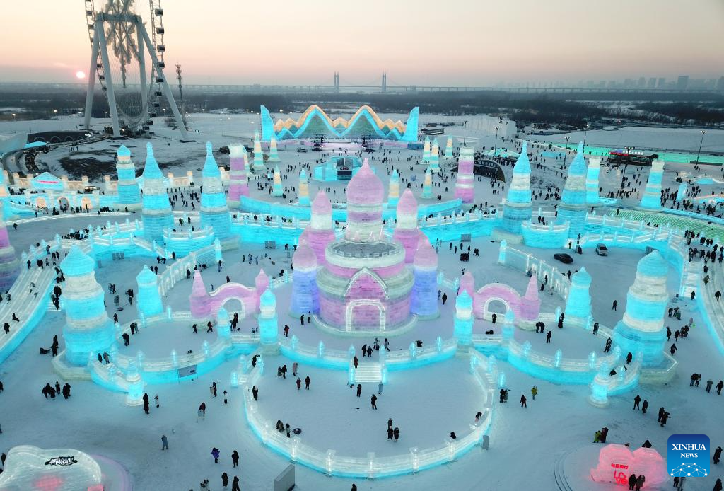 Harbin Ice-Snow World opens to public