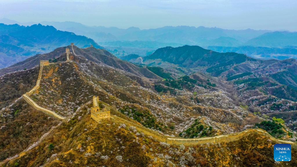 Aerial view of Great Wall through four seasons