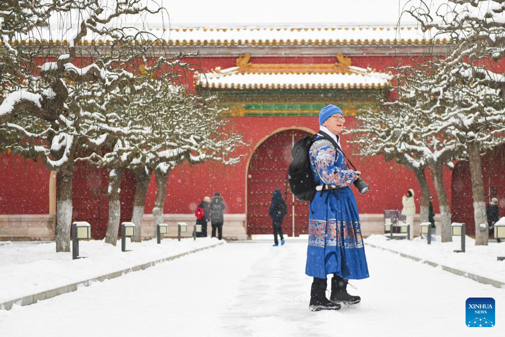 Winter scenery along Beijing Central Axis