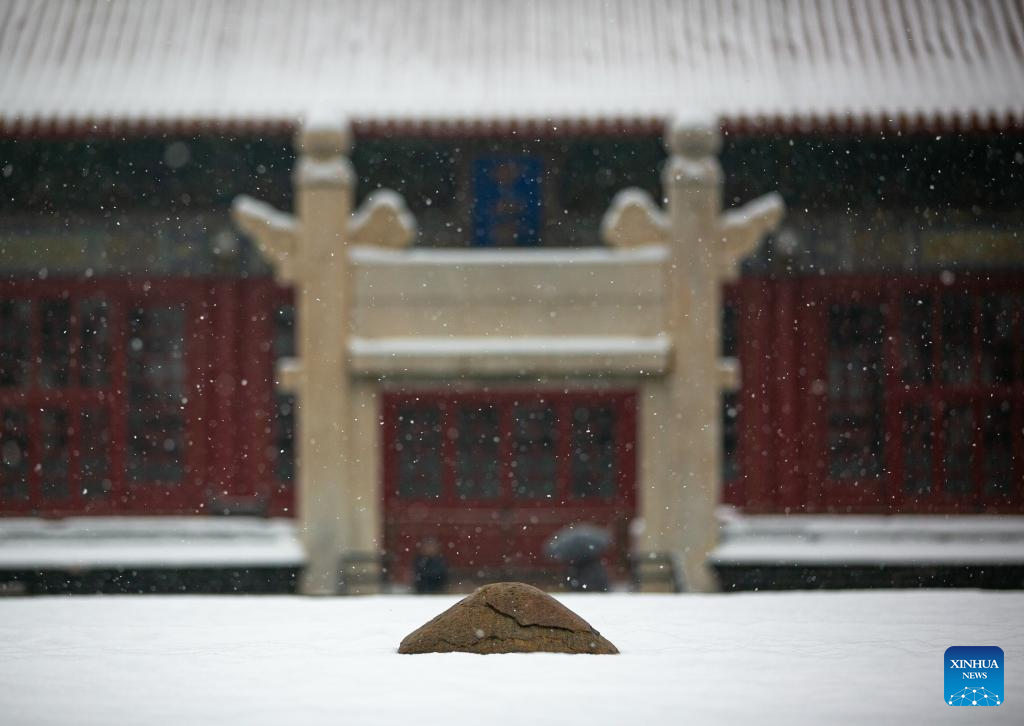 Winter scenery along Beijing Central Axis