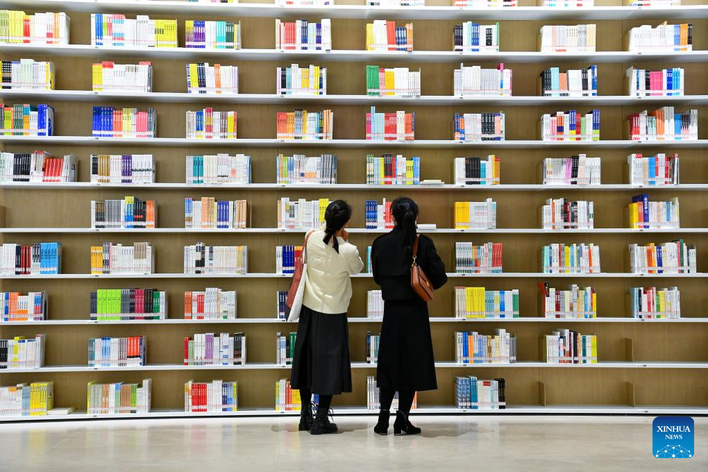 North hall of Shenzhen Library officially opens