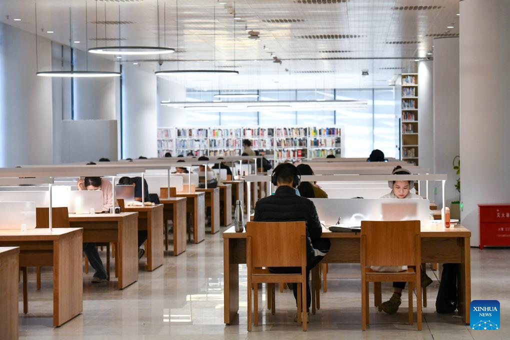 North hall of Shenzhen Library officially opens