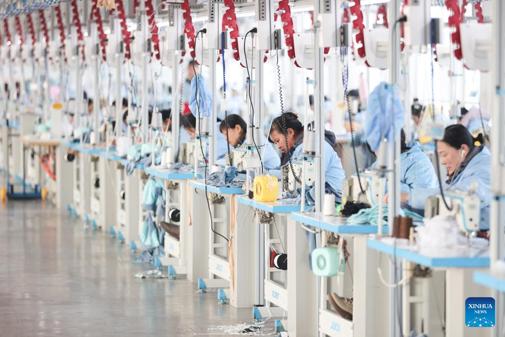 Enterprises across China ratchet up production in new year