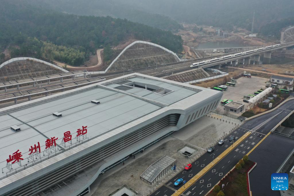 China's first PPP high-speed railway celebrates 2nd anniversary of operation