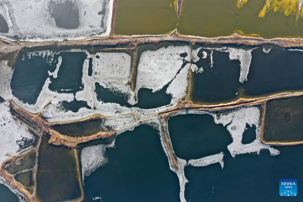 Winter view of Salt Lake in Yuncheng City, N China