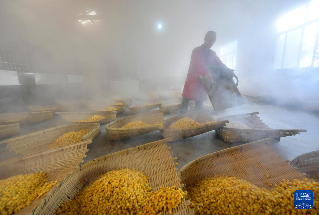 Enshi, Hubei: Fragrance of Corn Liquor in the Winter Lunar Month