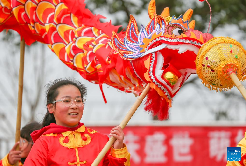 Various events held across China to celebrate upcoming Chinese Lunar New Year