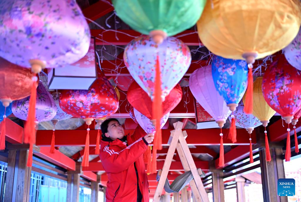 People prepare for upcoming Chinese Lunar New Year in China