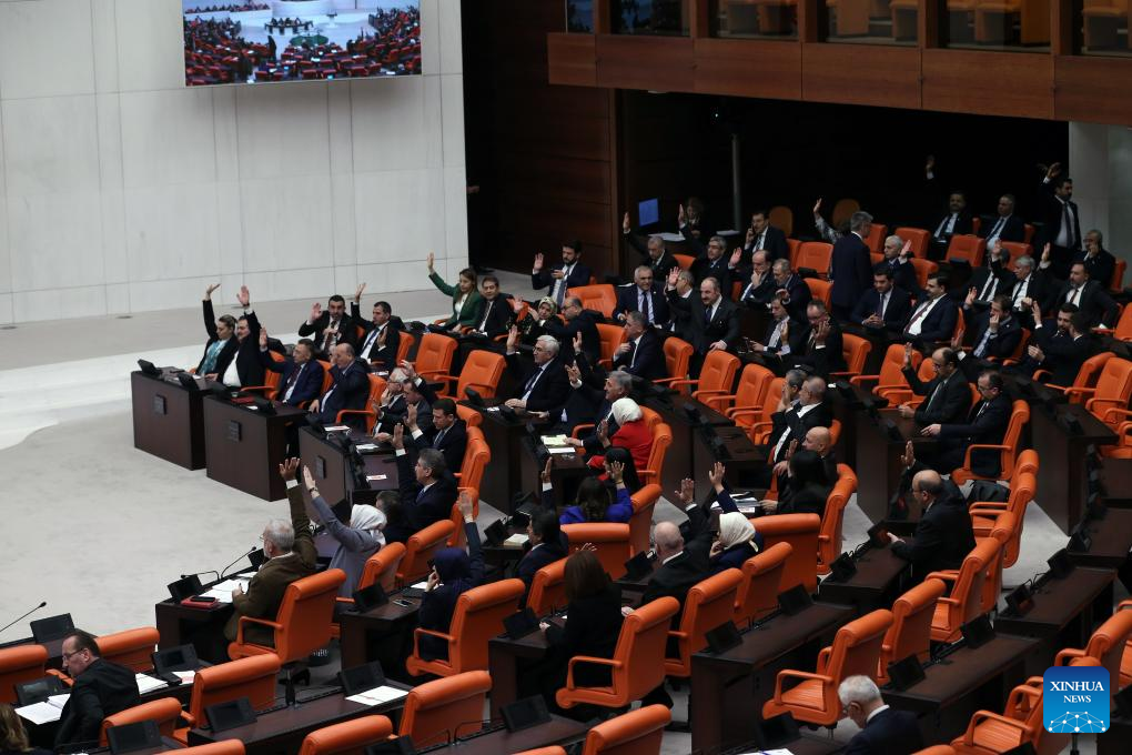 Turkish parliament approves Sweden's NATO bid