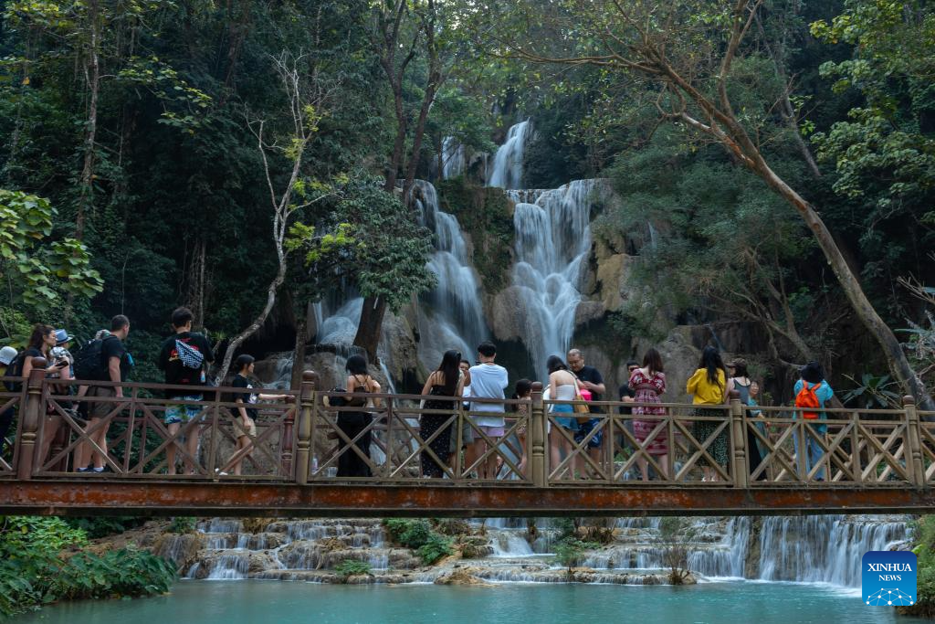 Laos embraces boost in tourism through China-Laos Railway during Spring Festival holiday