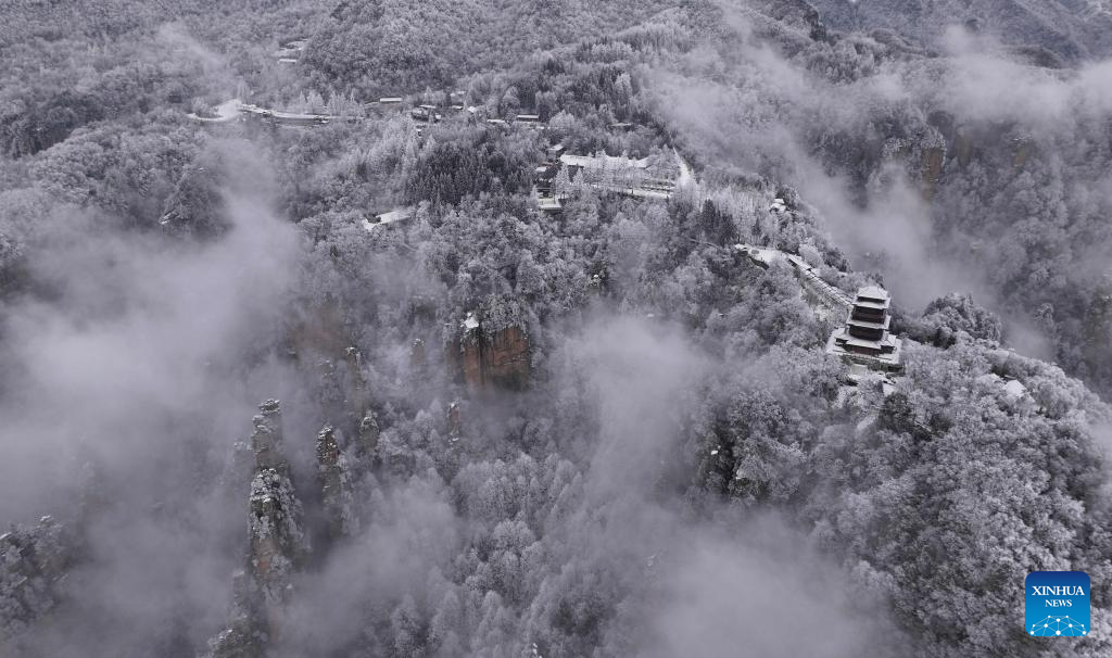 Snow scenery of Zhangjiajie National Forest Park in Hunan