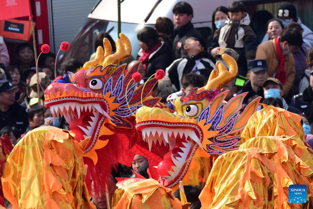 Temple fair held in C China's Henan