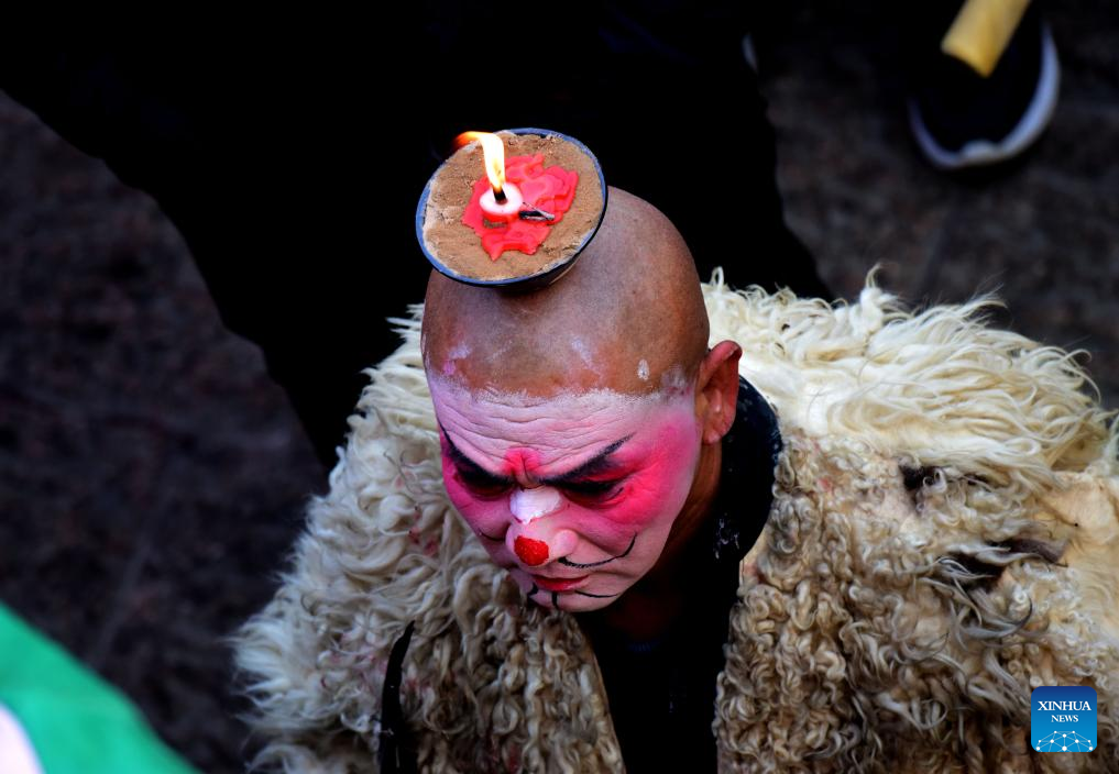 Temple fair held in C China's Henan