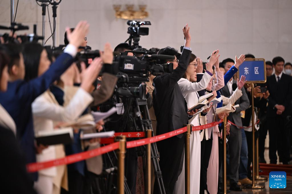 CPPCC members interviewed before 2nd plenary meeting of 2nd session of 14th CPPCC National Committee