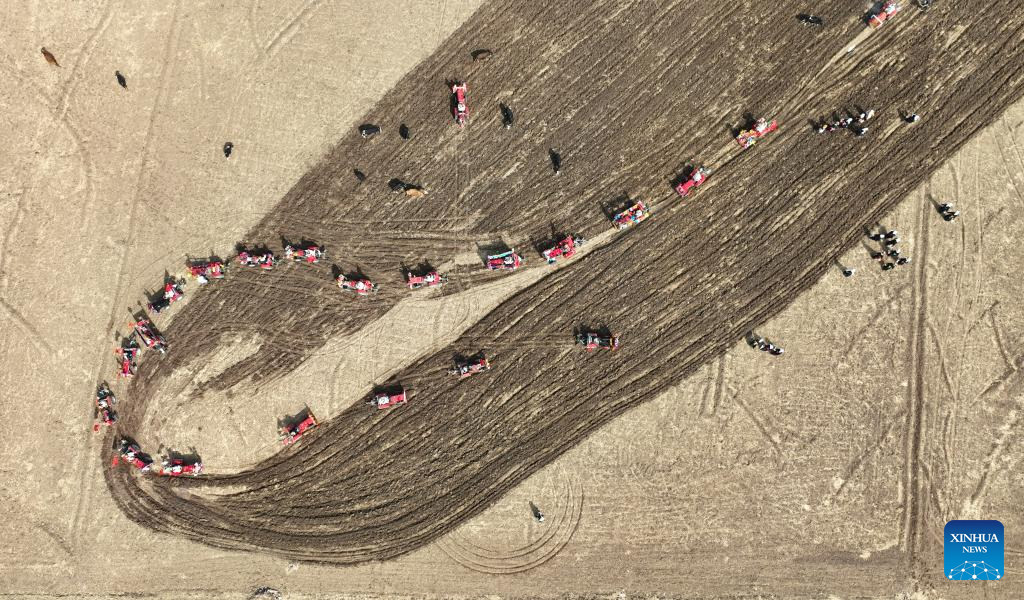 Ceremonies marking start of spring farming held in Xizang