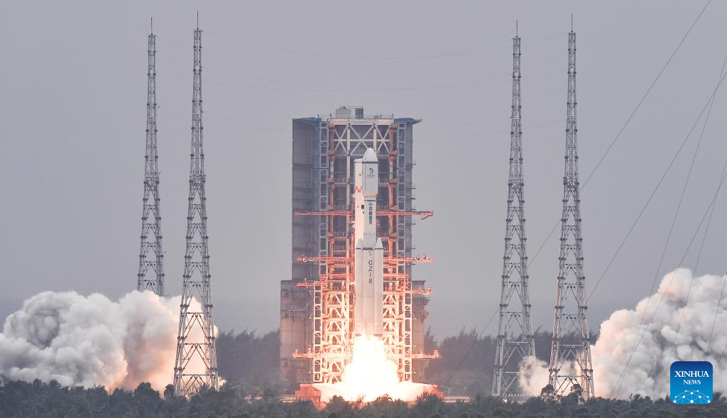 China launches new relay satellite for Earth-Moon communications