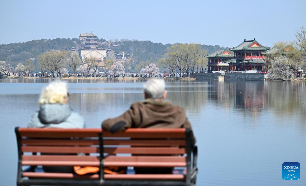 In pics: spring flowers in full bloom at Summer Palace in Beijing