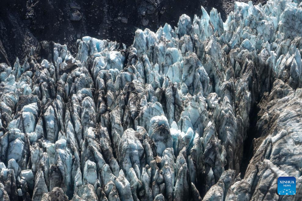 New Zealand glaciers continuously shrinking: snowline survey
