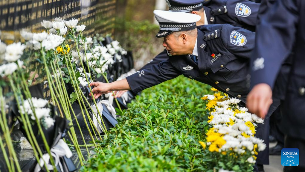 Commemoration ceremonies held to honor fallen heroes in SW China