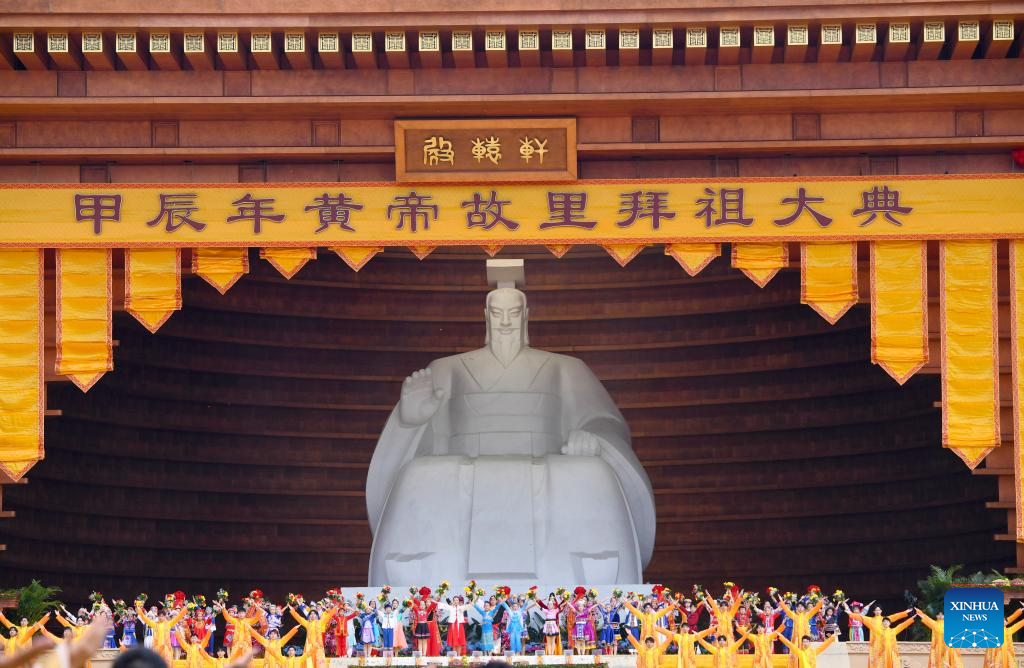 Across China: Chinese people pay tributes to legendary ancestor