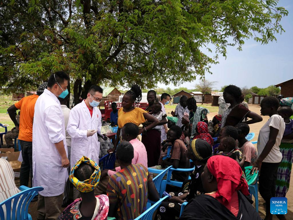 Chinese medics provide free treatment to vulnerable community hosting UN peacekeepers in South Sudan