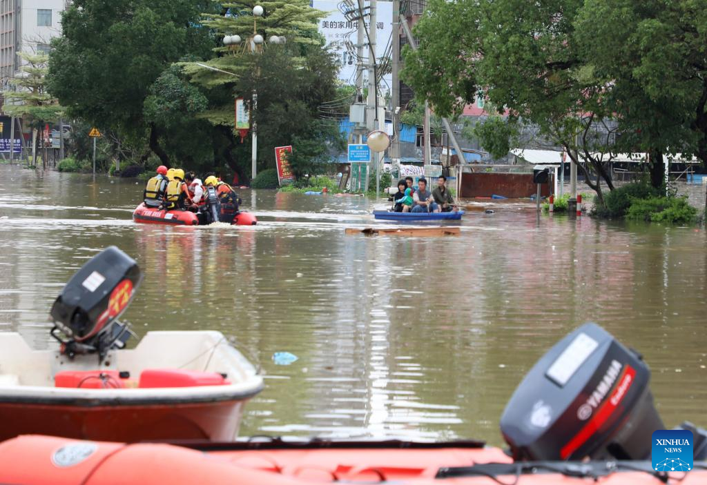 Massive flooding hits China's Guangdong