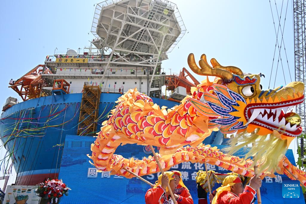 Asia's first cylindrical FPSO facility completed in E China