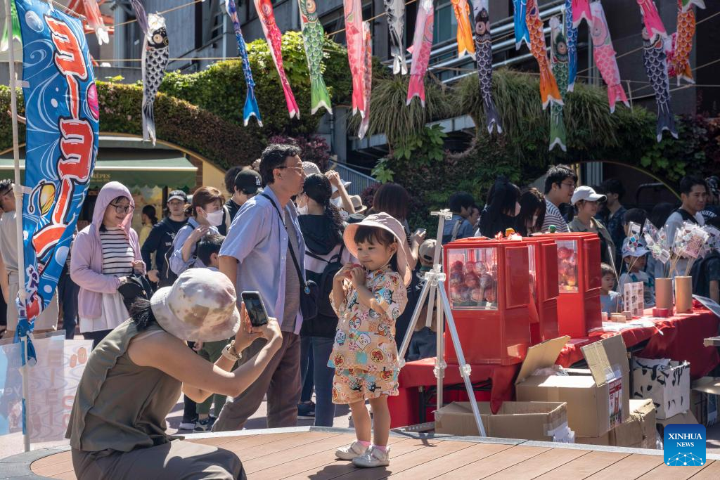 People celebrate children's day in Tokyo