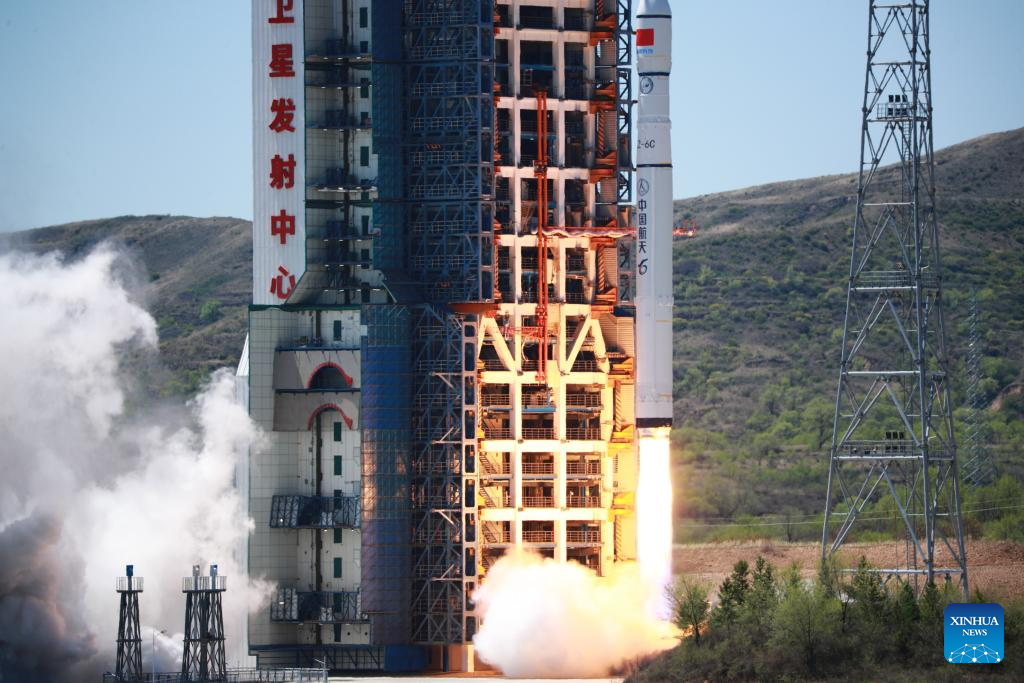 China Focus: China's Long March-6C rocket makes maiden flight