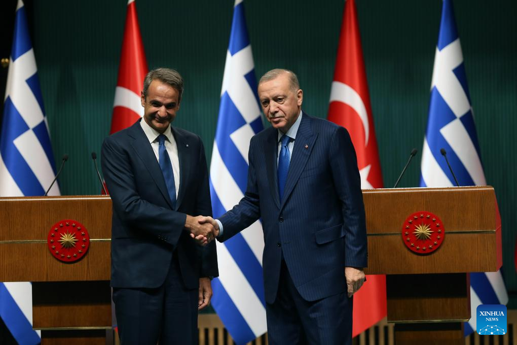 Türkiye's Erdogan, Greek PM stress maintaining positive momentum in ties