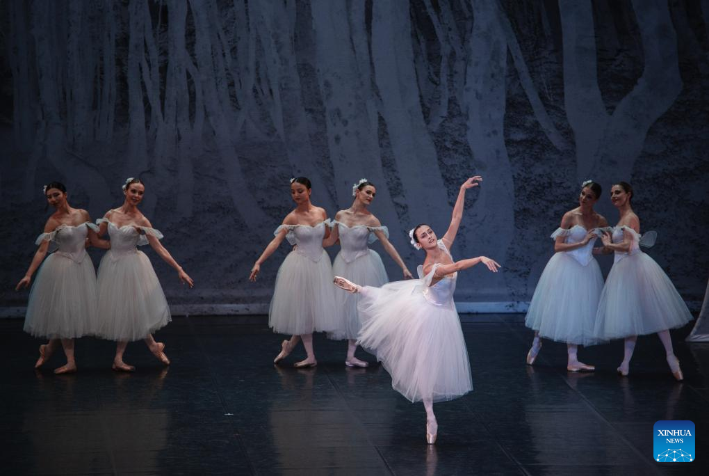 French ballet captivates Chinese audiences