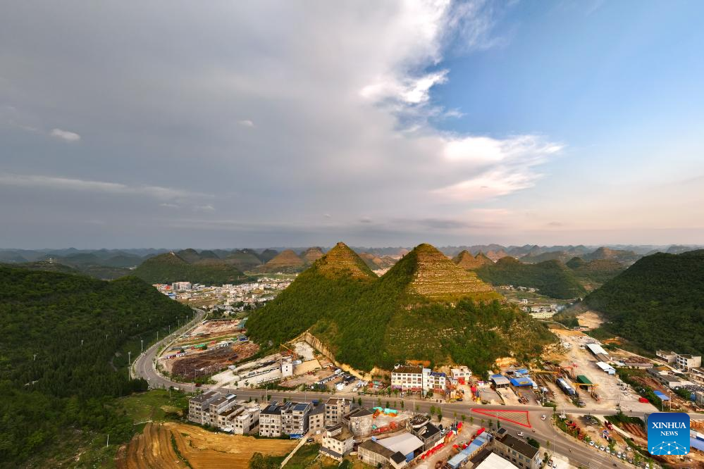 Scenery of pyramid-shaped hills in Guizhou, SW China