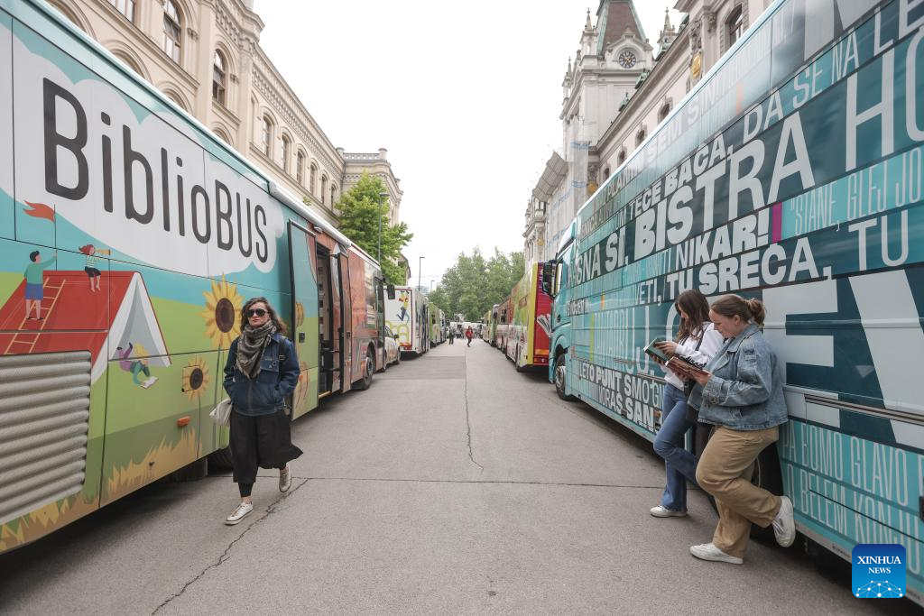 Feature: Book buses pull up in Ljubljana for Mobile Library Festival