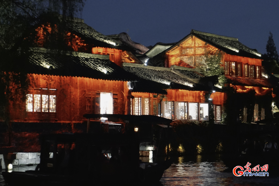 In pics: night view of Wuzhen, E China’s Zhejiang