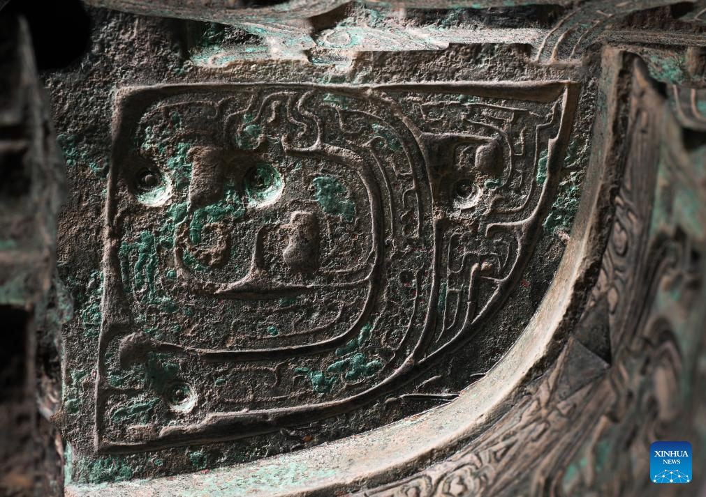 In pics: Qin Gong Bo at Baoji Bronze Ware Museum, NW China