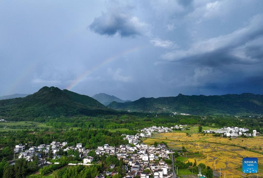 Scenery in Hongcun Township of Yixian County, E China