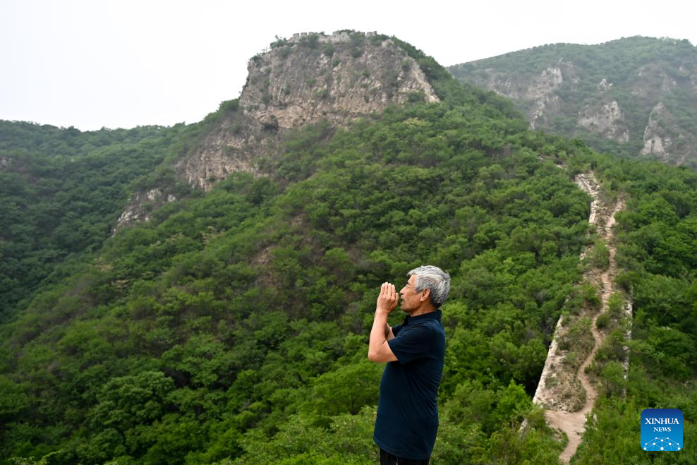 Shixia Village in Beijing develops tourism industry relying on resources of Great Wall