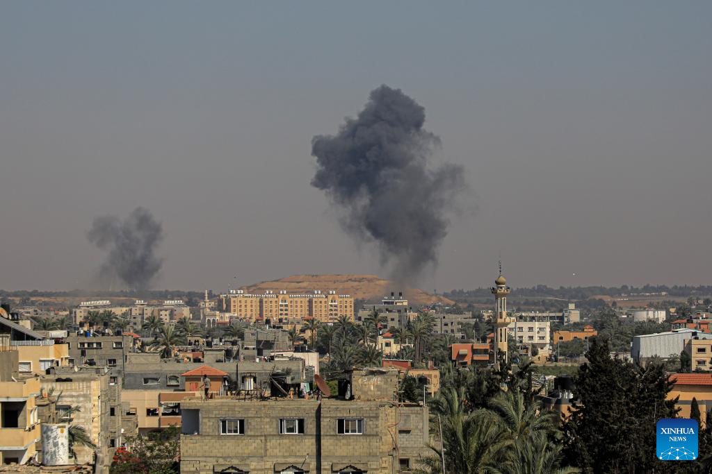 Israeli overnight attacks kill 75 in central Gaza: sources