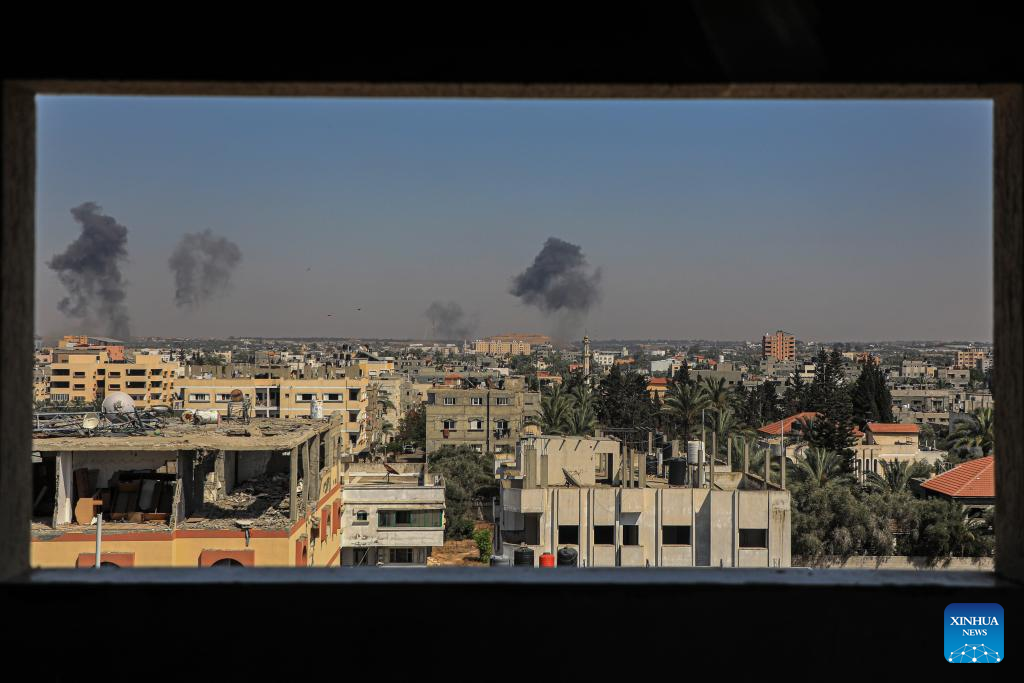 Israeli overnight attacks kill 75 in central Gaza: sources