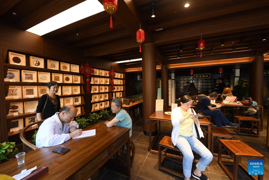 Grand Canal breathes new life into culture and tourism of Hangzhou
