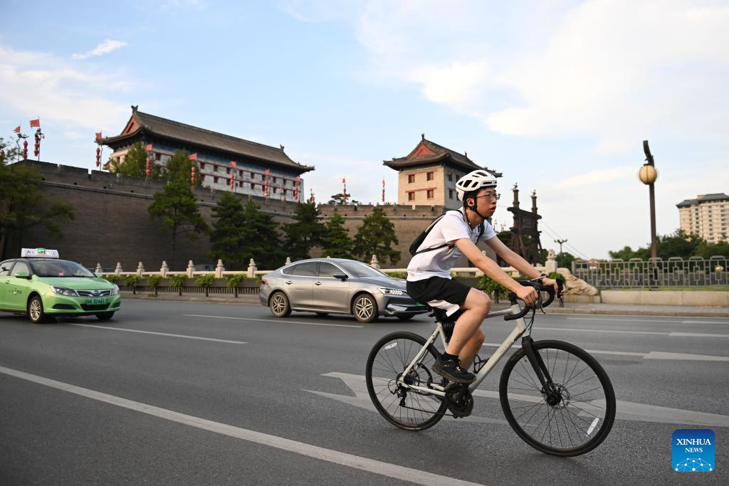 Sports life around the ancient city wall in Xi'an, China