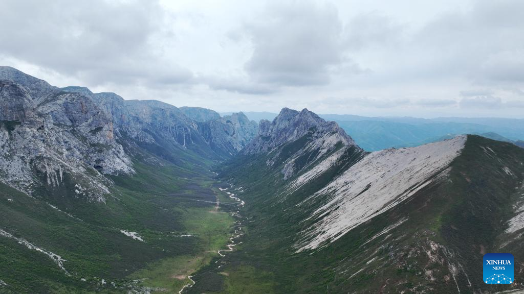 Scenery of Guanggai Mountain in NW China's Gansu