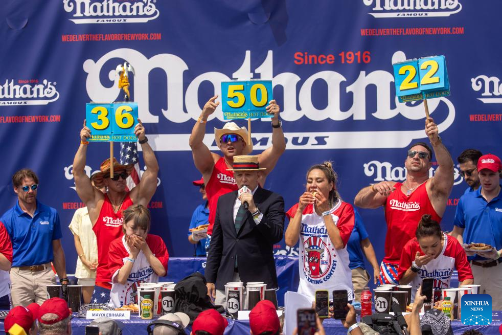 New York hot dog eating contest sees new face of champion