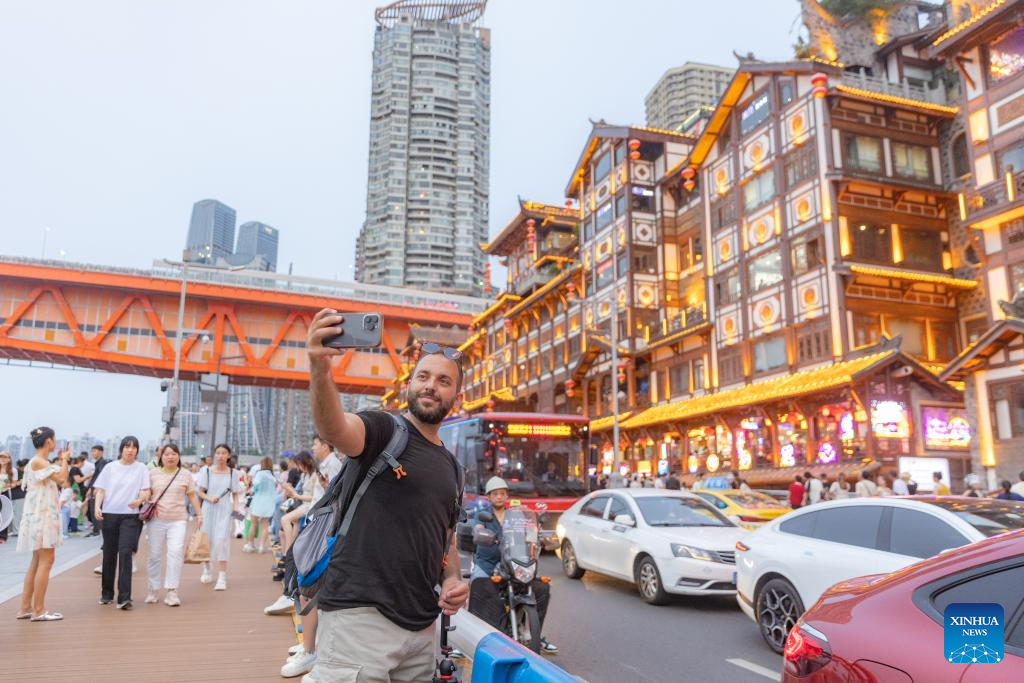 Chongqing sees surge of foreign travelers following favorable measures