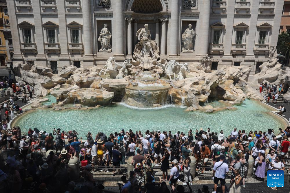 Heatwave hits Rome, Italy